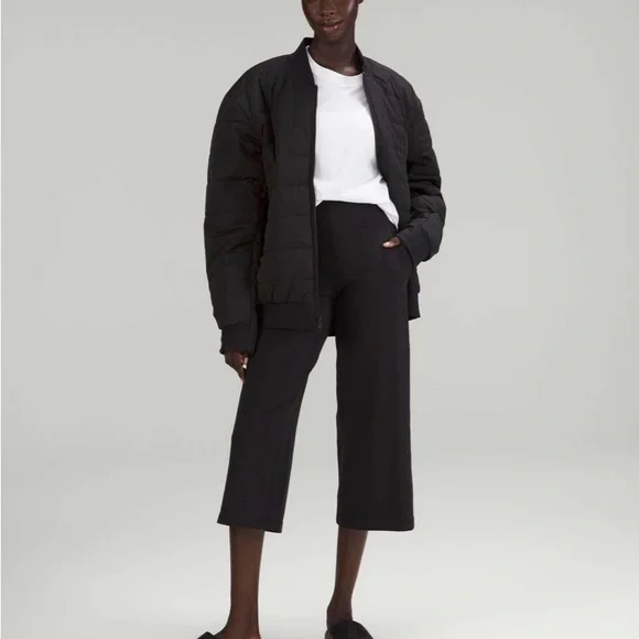 Lululemon Athletica Align Super-High-Rise Wide-Leg Crop 23" Women’s Size 8 - Picture 2 of 7